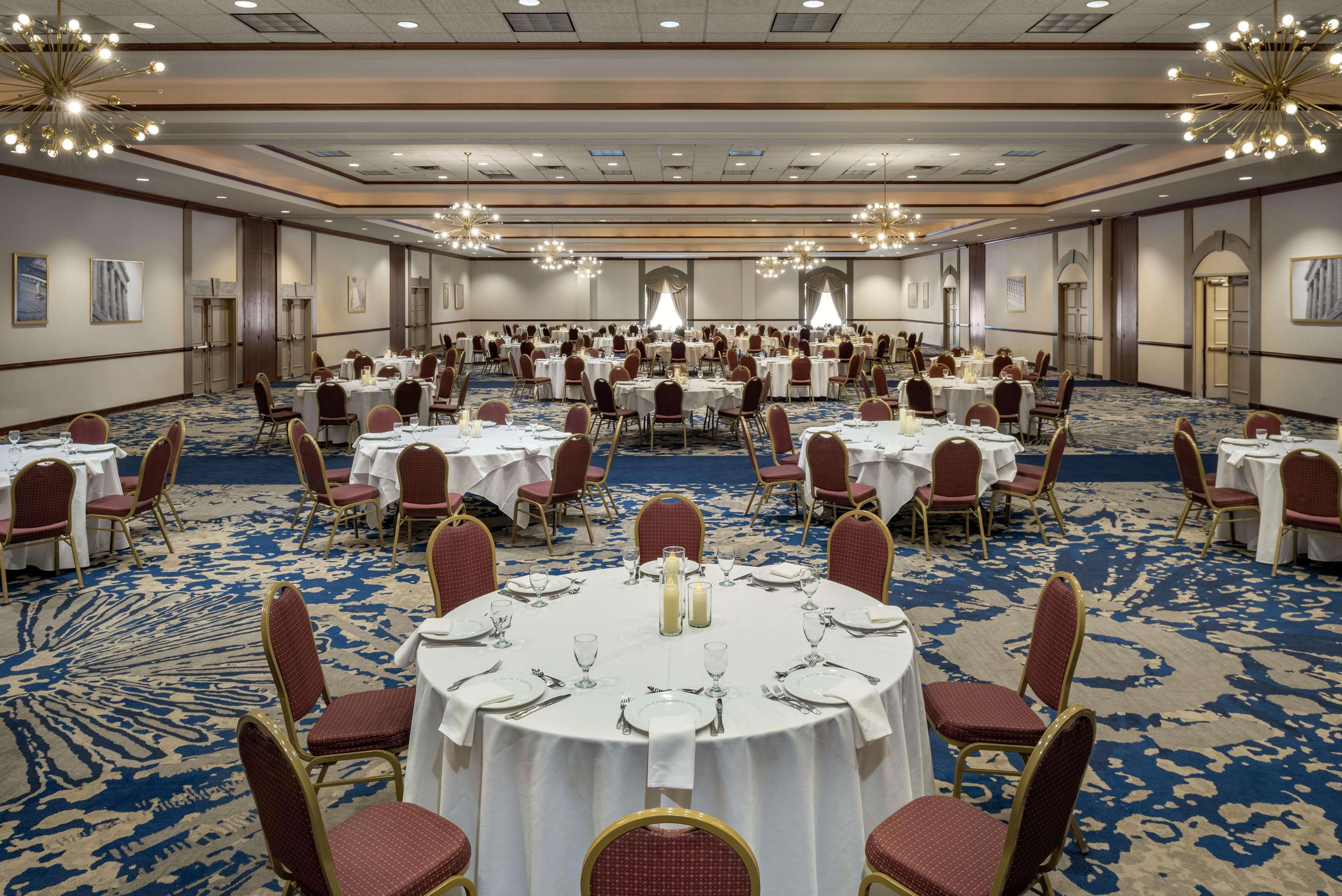 Embassy Suites By Hilton Cleveland Rockside Independence Eksteriør billede