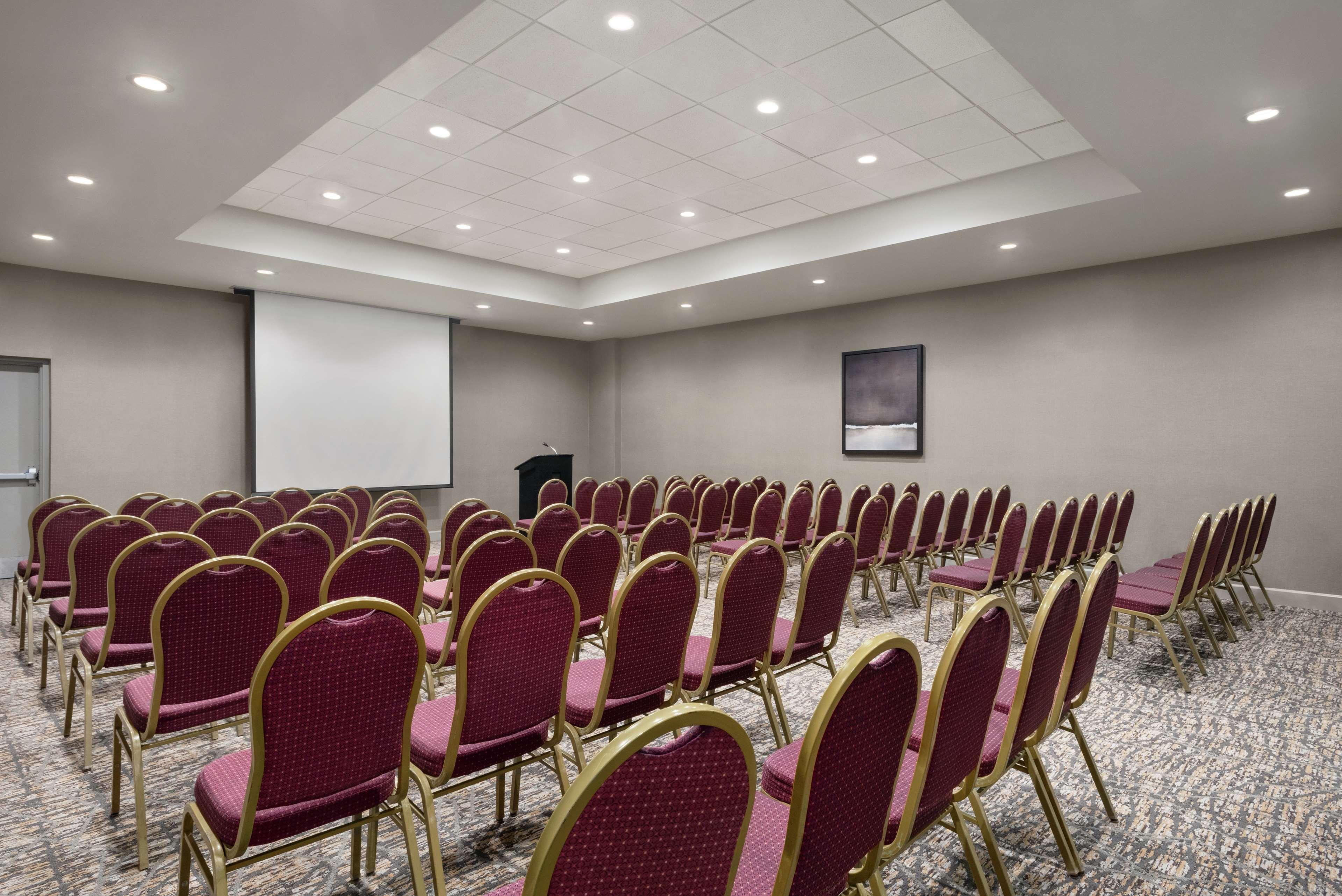 Embassy Suites By Hilton Cleveland Rockside Independence Eksteriør billede